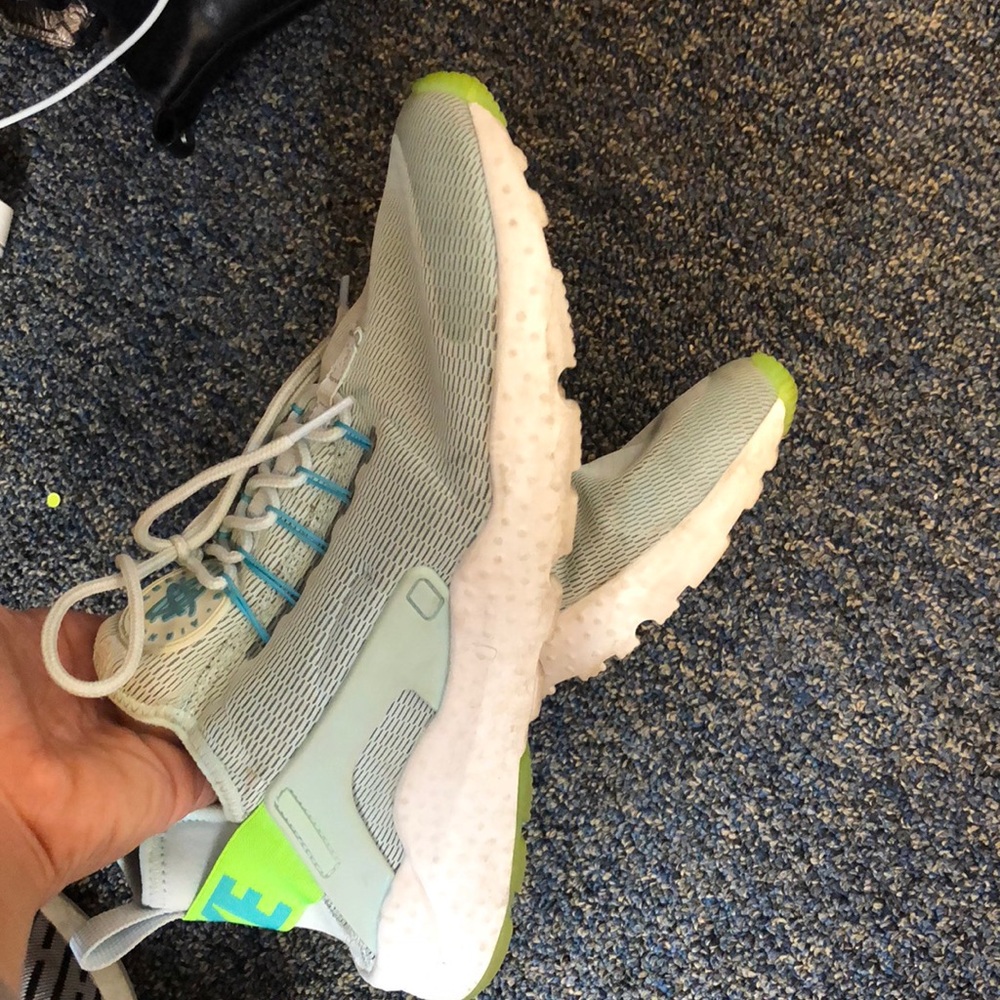Nike Air Hurrache light blue and green